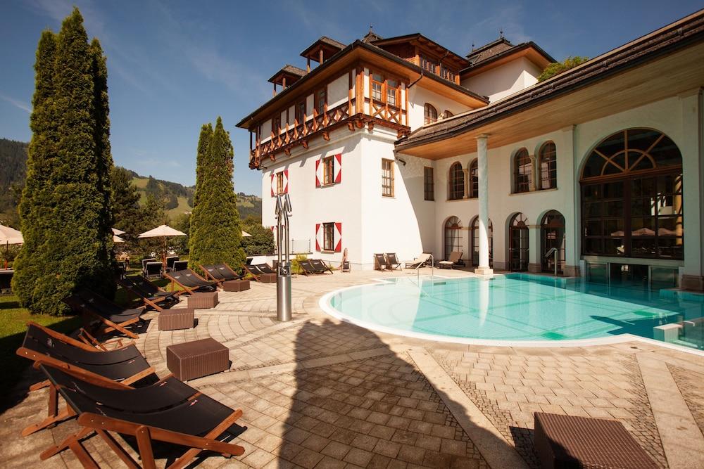 Schlosshotel Kitzbuehel A-Rosa Collection Bagian luar foto The Hotel Axelmannstein