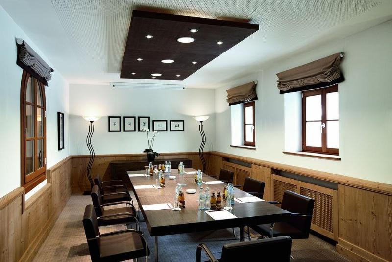 Schlosshotel Kitzbuehel A-Rosa Collection Bagian luar foto Meeting room