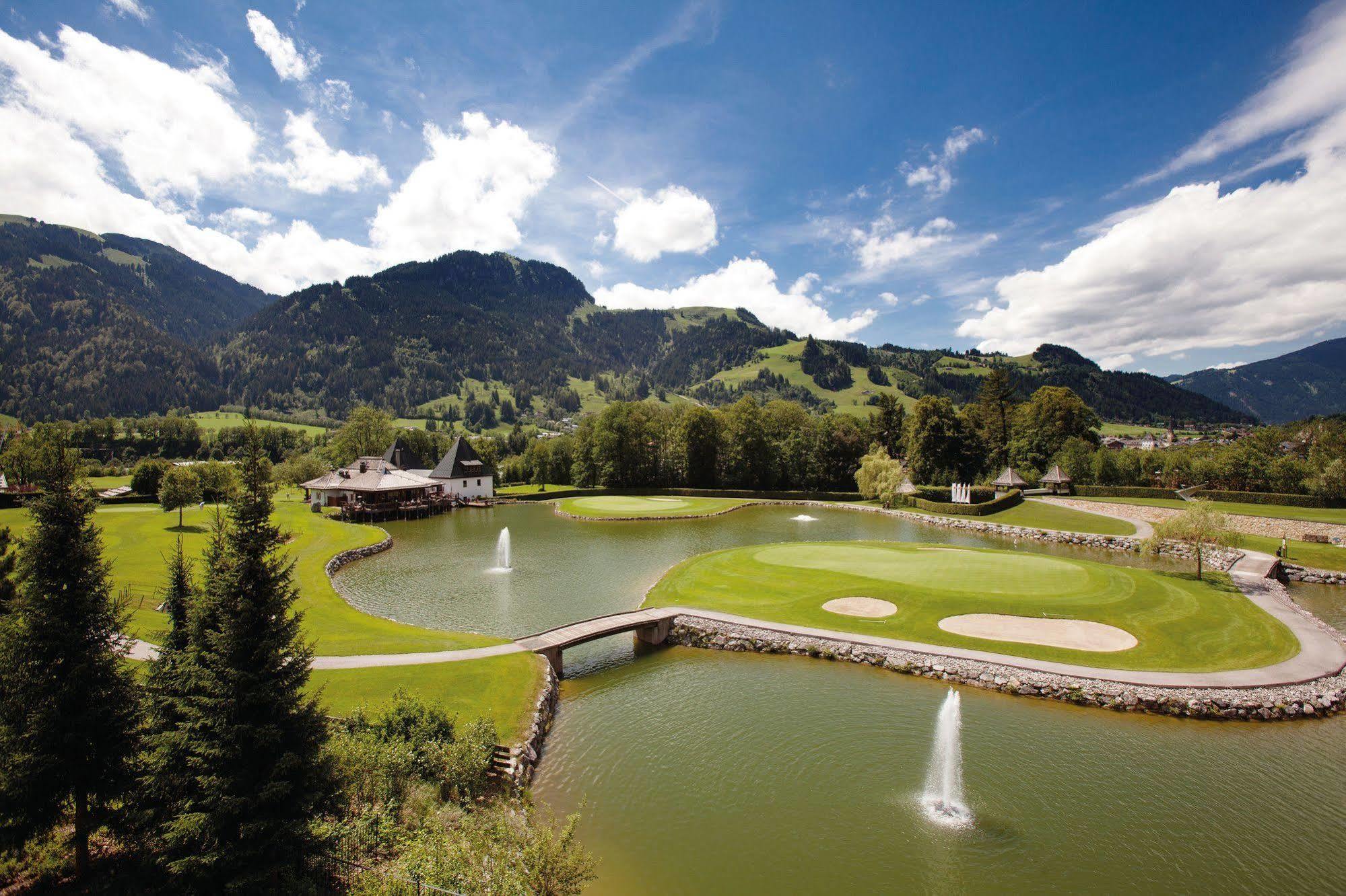 Schlosshotel Kitzbuehel A-Rosa Collection Bagian luar foto Golf course in Bad Tölz